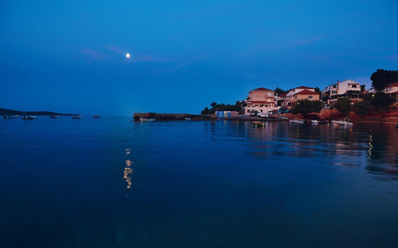 Pansion Braco Bed and Breakfast Zavala Εξωτερικό φωτογραφία