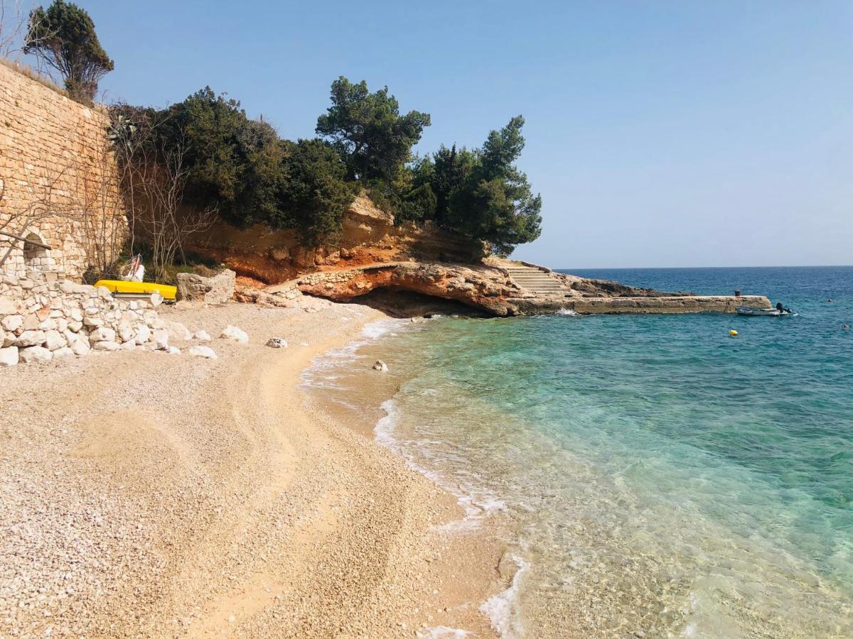 Pansion Braco Bed and Breakfast Zavala Εξωτερικό φωτογραφία