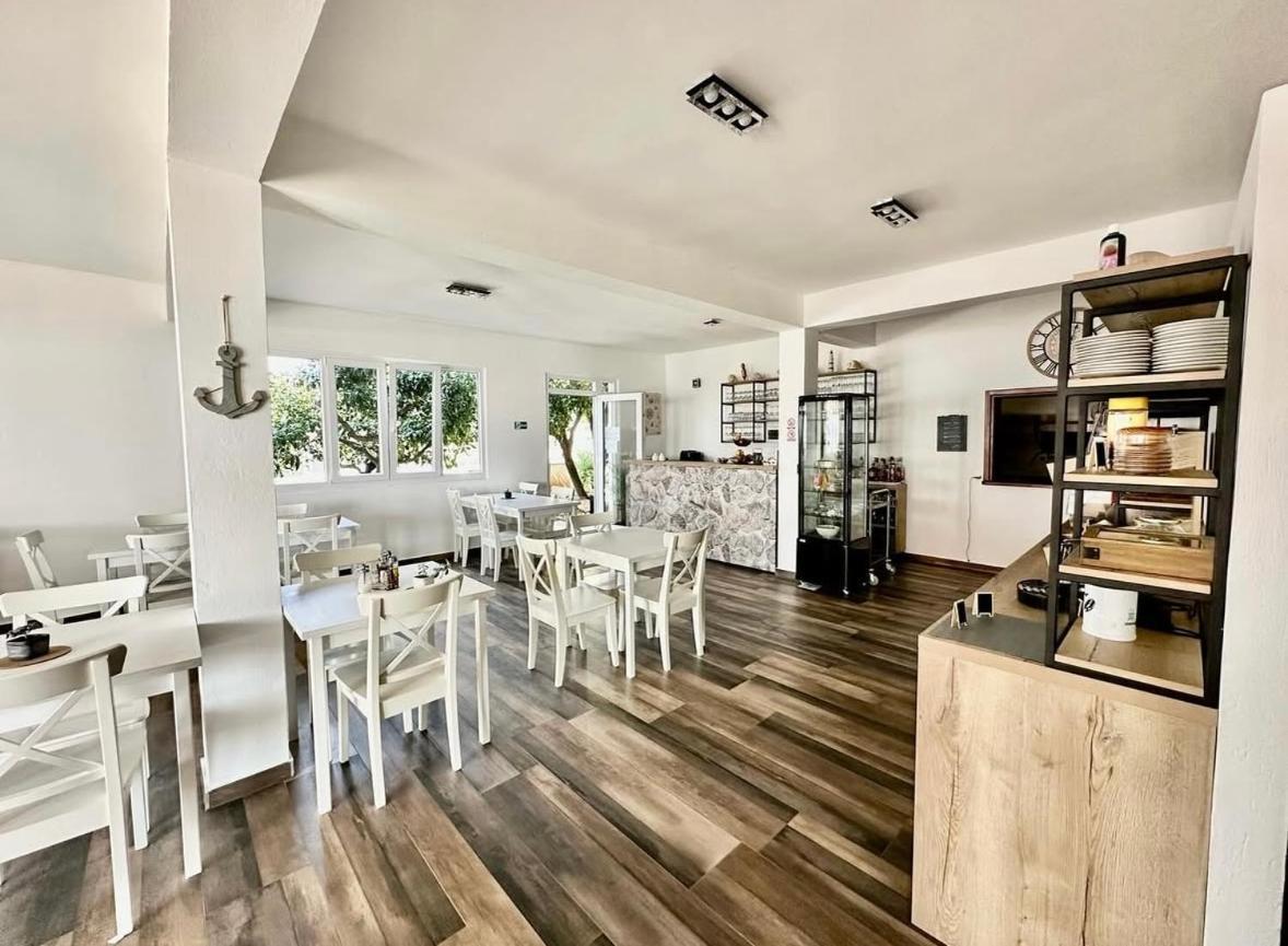 Pansion Braco Bed and Breakfast Zavala Εξωτερικό φωτογραφία