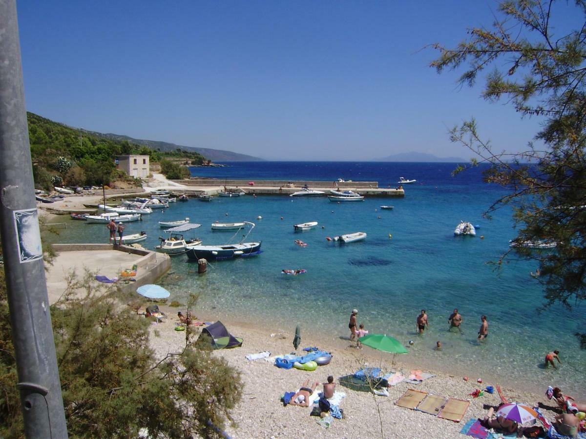 Pansion Braco Bed and Breakfast Zavala Εξωτερικό φωτογραφία